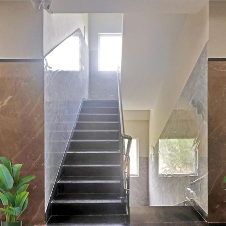 Super Capital O Srinika Inn Gachibowli Exteriér fotografie