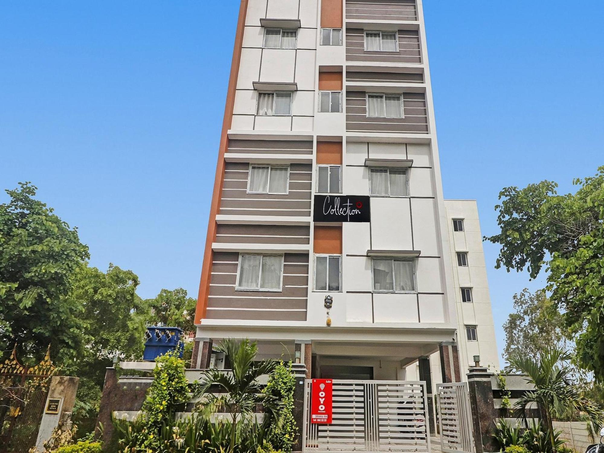 Super Capital O Srinika Inn Gachibowli Exteriér fotografie